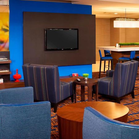 Courtyard Toledo Maumee/Arrowhead Hotel Interior foto